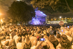 Dissabte de Festa Major: els concerts a l'Eix Macià, tallers i espectacle de foc  
